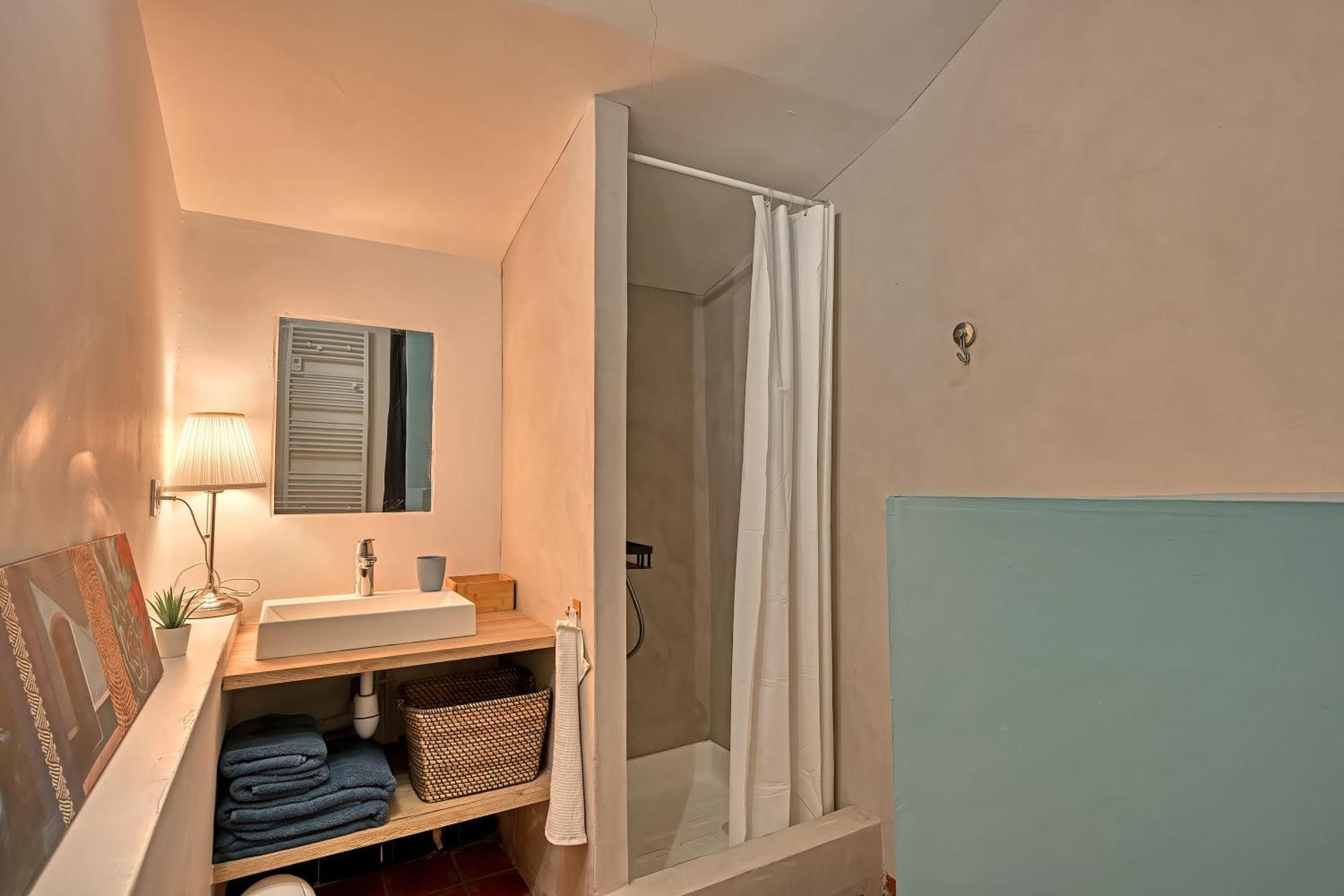 Le Luminux - Centre-ville D'avignon - Wifi Apartment *